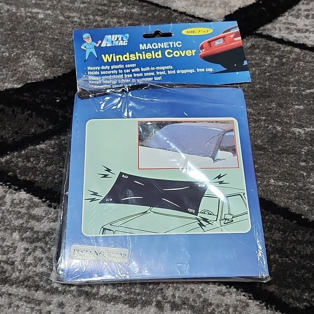 AUTO MAC HEAVY-DUTY MAGNETIC WINDSHIELD COVER BLACK PLASTIC 7"X3"